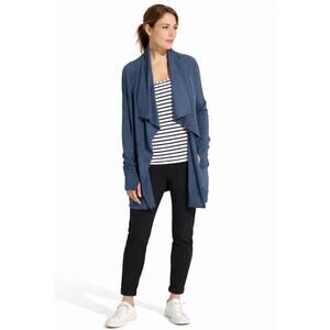 Athleta Studio Wrap Cardigan Size XXS Pockets Thumbholes Magnetic Yoga